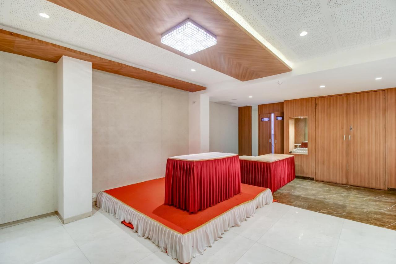 Grand Mookambika Hotel Navi Mumbai Exterior photo