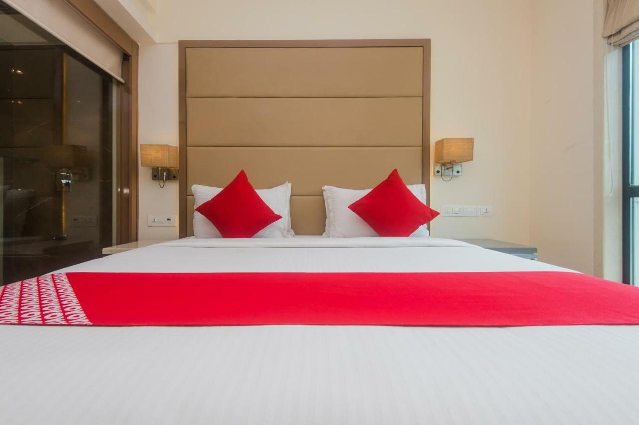 Grand Mookambika Hotel Navi Mumbai Exterior photo