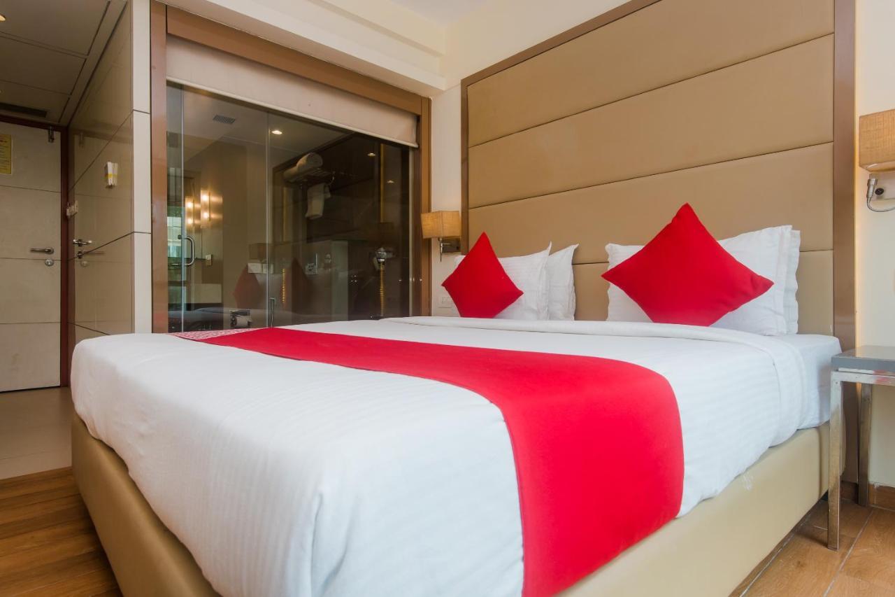 Grand Mookambika Hotel Navi Mumbai Exterior photo