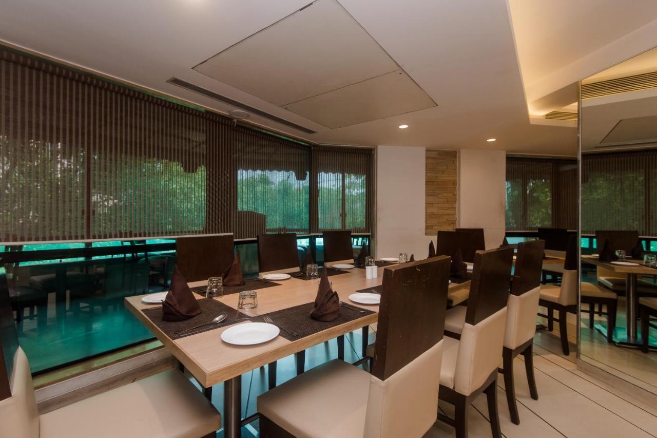 Grand Mookambika Hotel Navi Mumbai Exterior photo